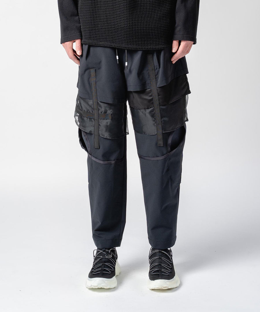 SLASH TUCK PANT