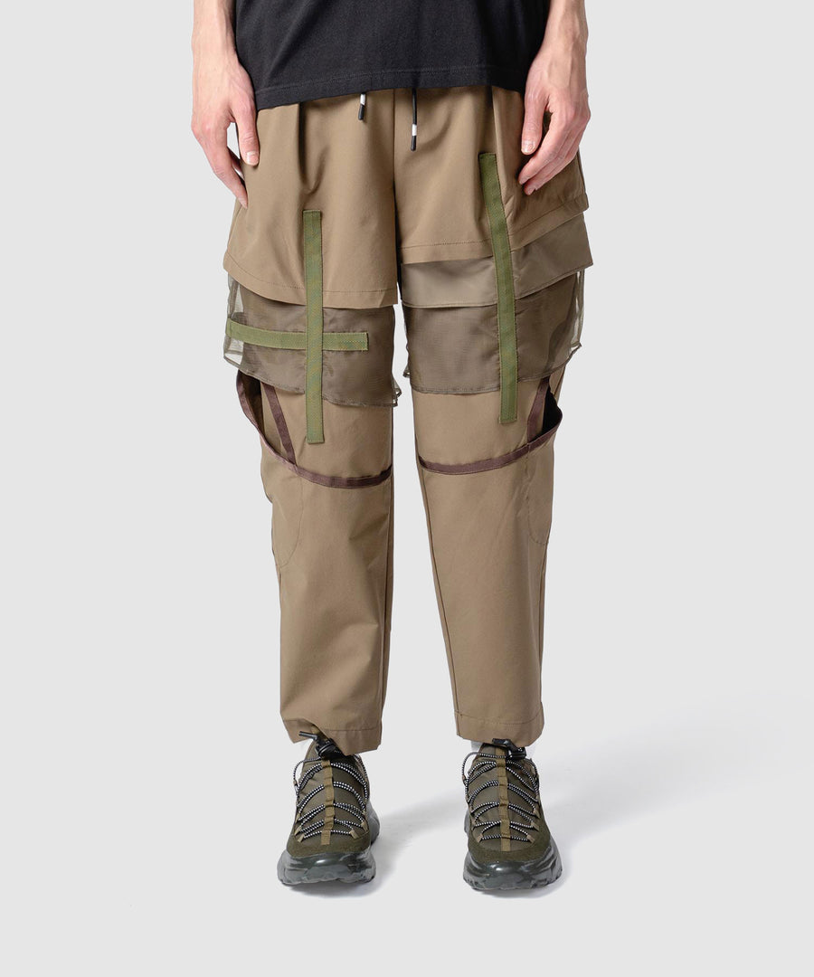 SLASH TUCK PANT
